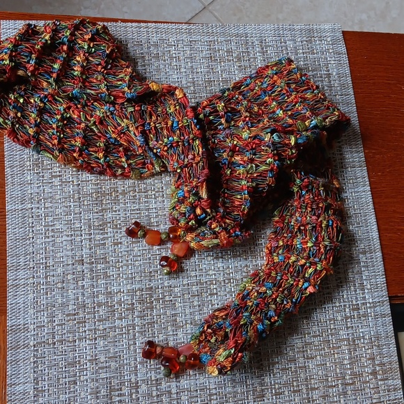 EUC,multi colored neck scarf or accessory - Picture 2 of 9